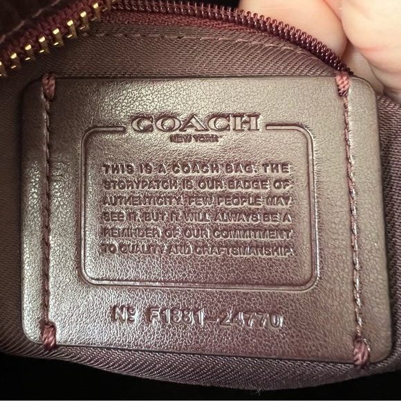 COACH SCOUT Oxblood Pebble Leather Hobo Shoulder Bag - Picture 3 of 13